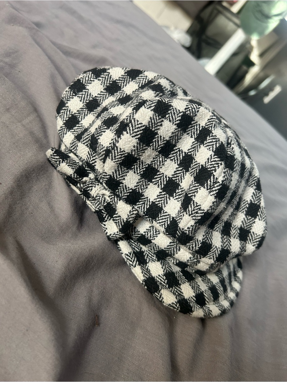 Source Unknown Black and White Houndstooth Newsboy Cap